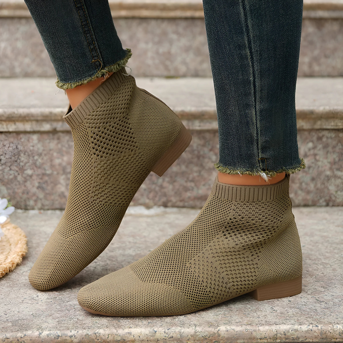 Plus size women's ankle boots, mid heel, pointed toe, middle calf, black or camel, sizes 36-43, artificial PU upper, rubber sole.