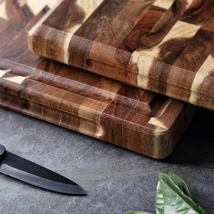 Brown acacia wood kitchen cutting board showing wood grain and 3cm thickness.