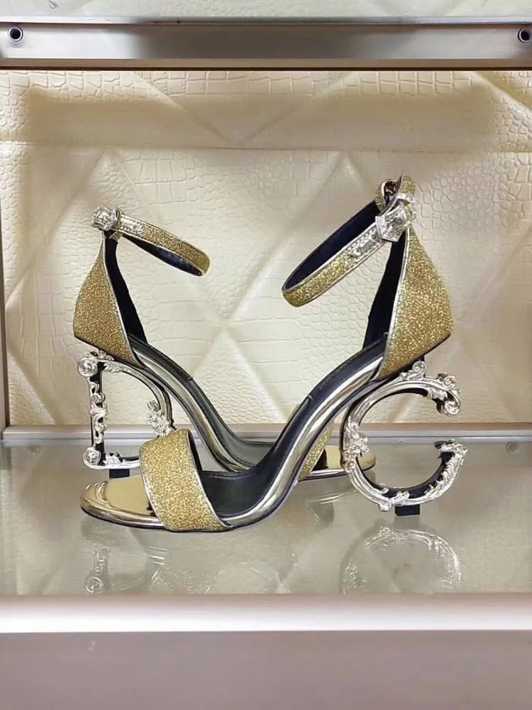 Gold high heels with round toe and thick 6-8cm heel, available in nine colours and sizes 34 to 44.