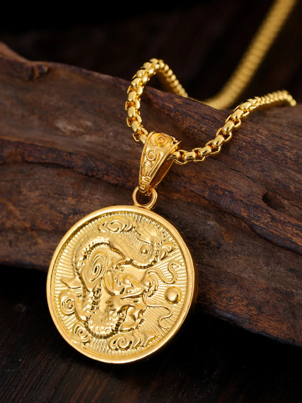 Retro round titanium steel pendant in gold finish with hip hop style