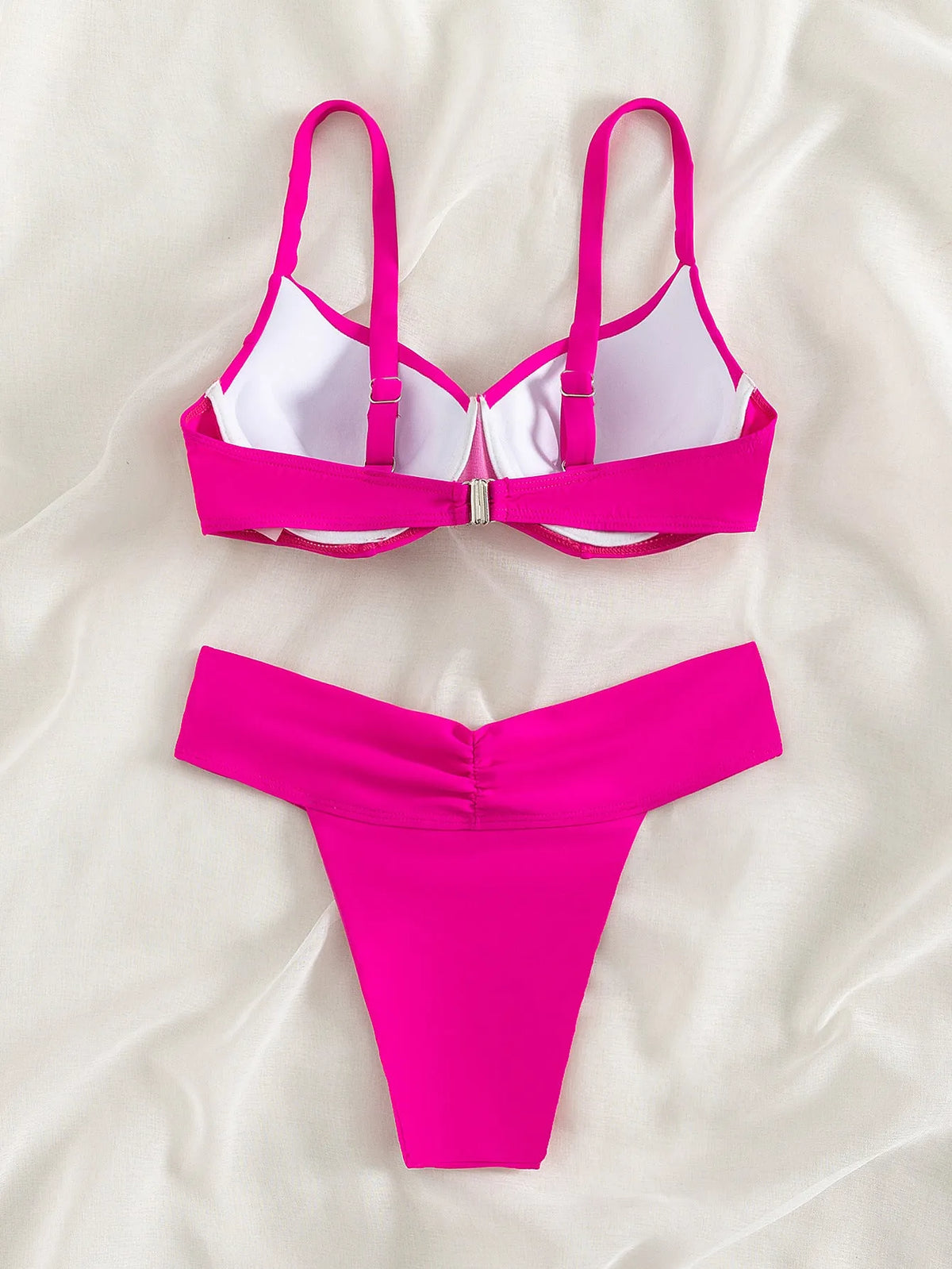 Women's solid colour bikini swimsuit with European American split style briefs design