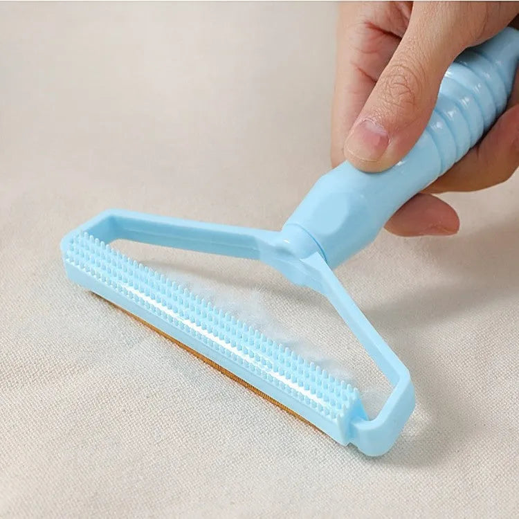 Portable manual fabric shaver with double-sided copper blade and PP handle in blue, 16 x 14 x 2.5cm