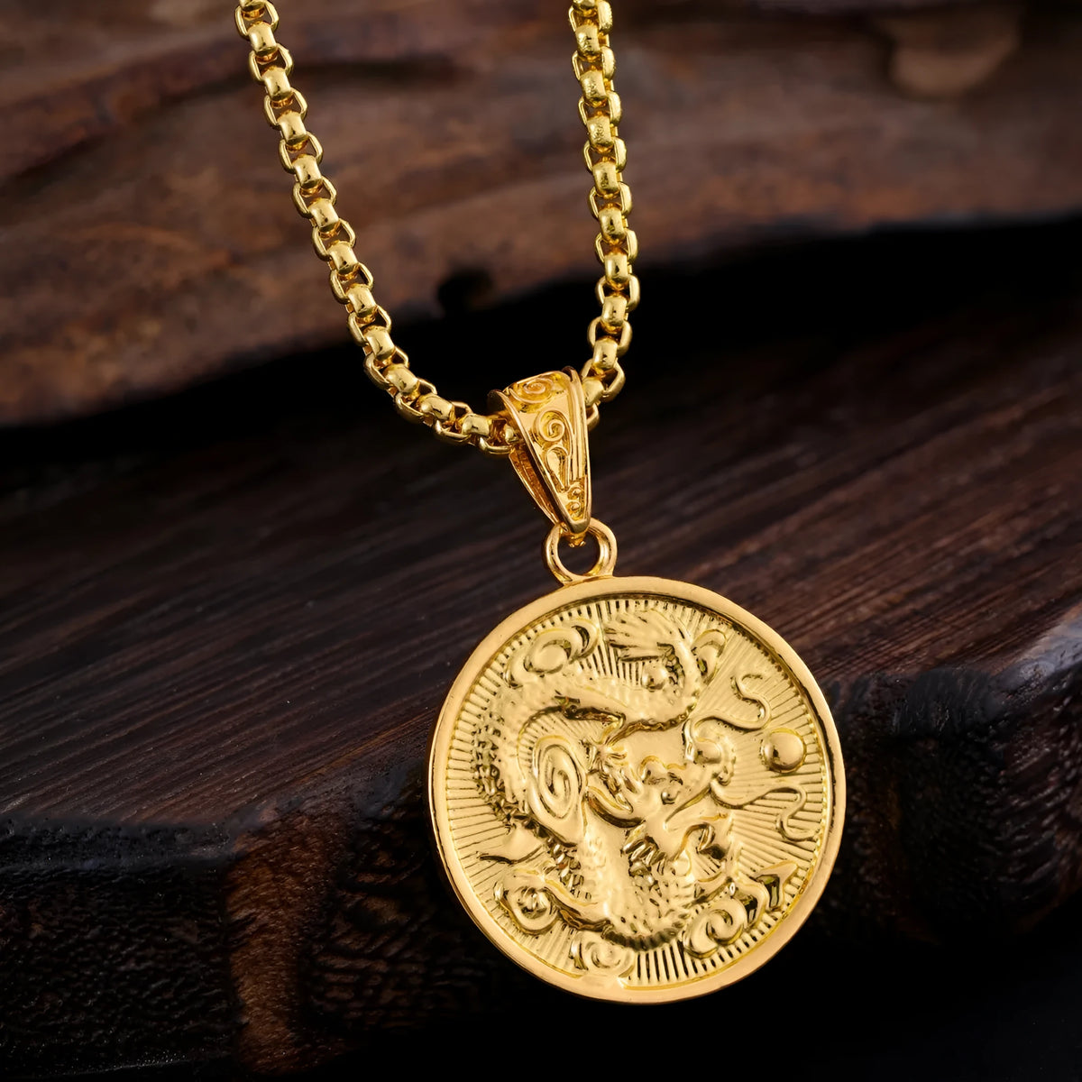 Retro round titanium steel pendant in gold finish with hip hop style