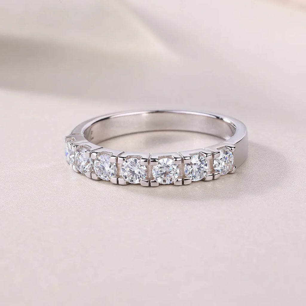 Lucky wedding ring set with 0.1-carat moissanite, S925 silver platinum plated band, sizes 5 to 9, gift box