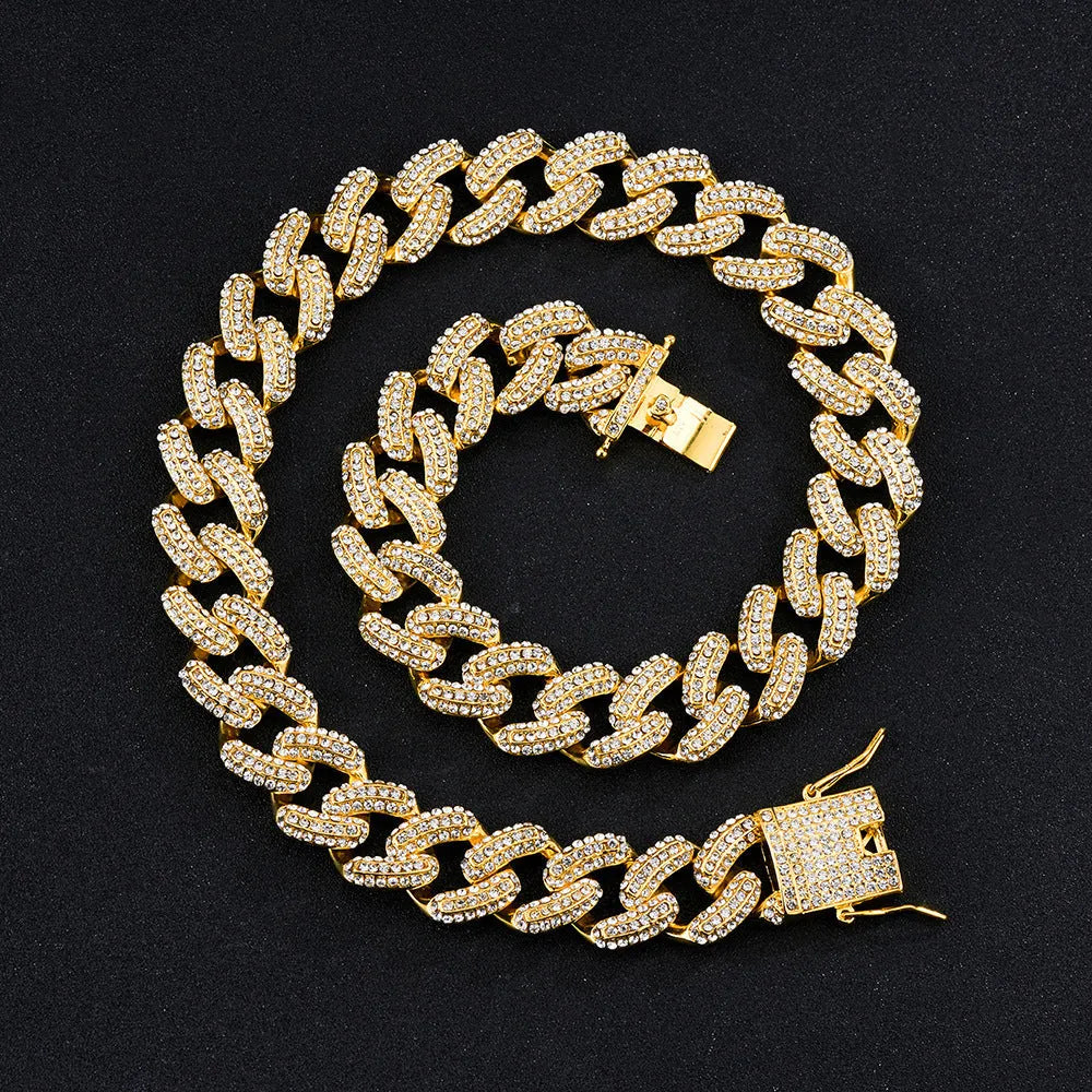 Gold hip hop rhinestone necklace with geometric design and clavicle chain in zinc alloy