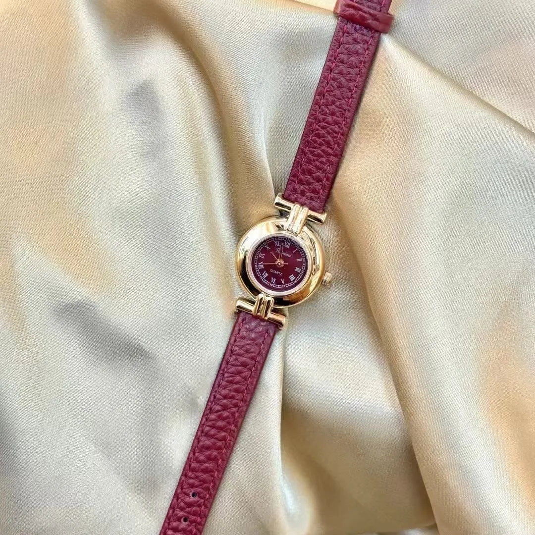Alloy women's wristwatch with Chinese style octagonal case and diamond decorative elements