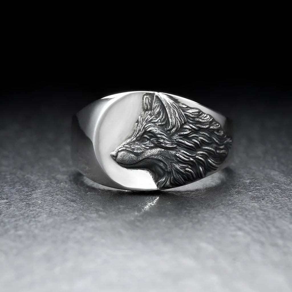 Geometric wolf ring in silver alloy with retro domineering styling for men