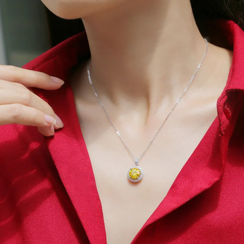 S925 silver round cake pendant necklace with golden yellow simulated moissanite in geometry design