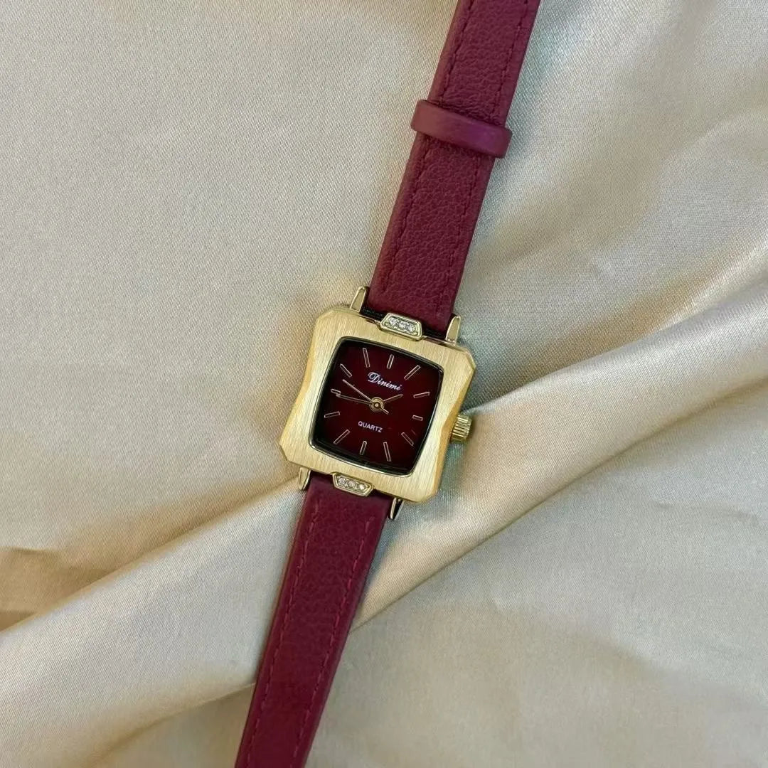 Alloy women's wristwatch with Chinese style octagonal case and diamond decorative elements