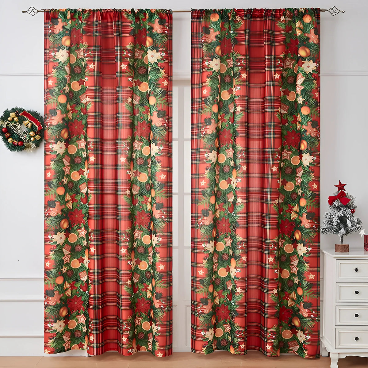 American-style rectangular polyester curtain with Christmas print patterns in red and blue colour schemes