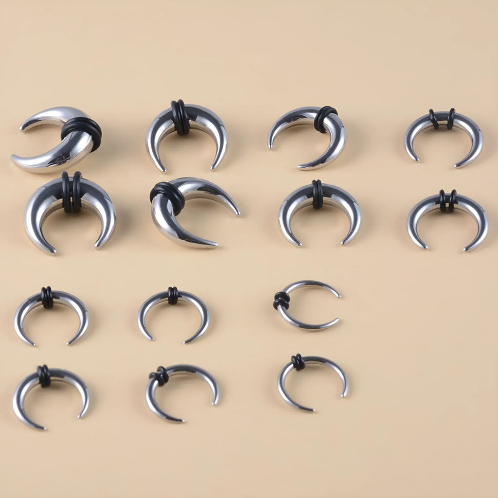 316 stainless steel C-shaped nose ring with buffalo horn design in black and steel finishes.