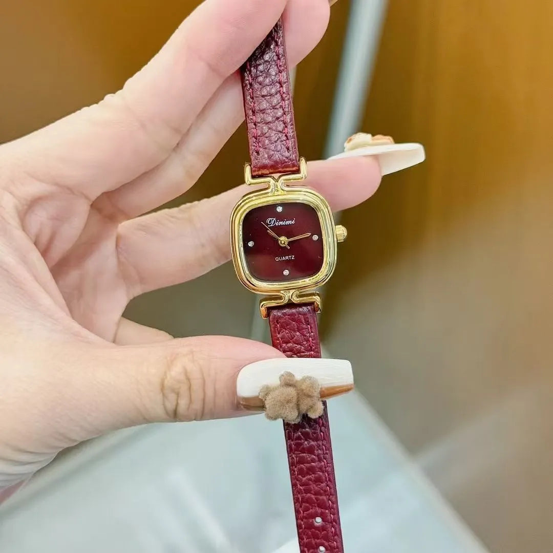 Alloy women's wristwatch with Chinese style octagonal case and diamond decorative elements