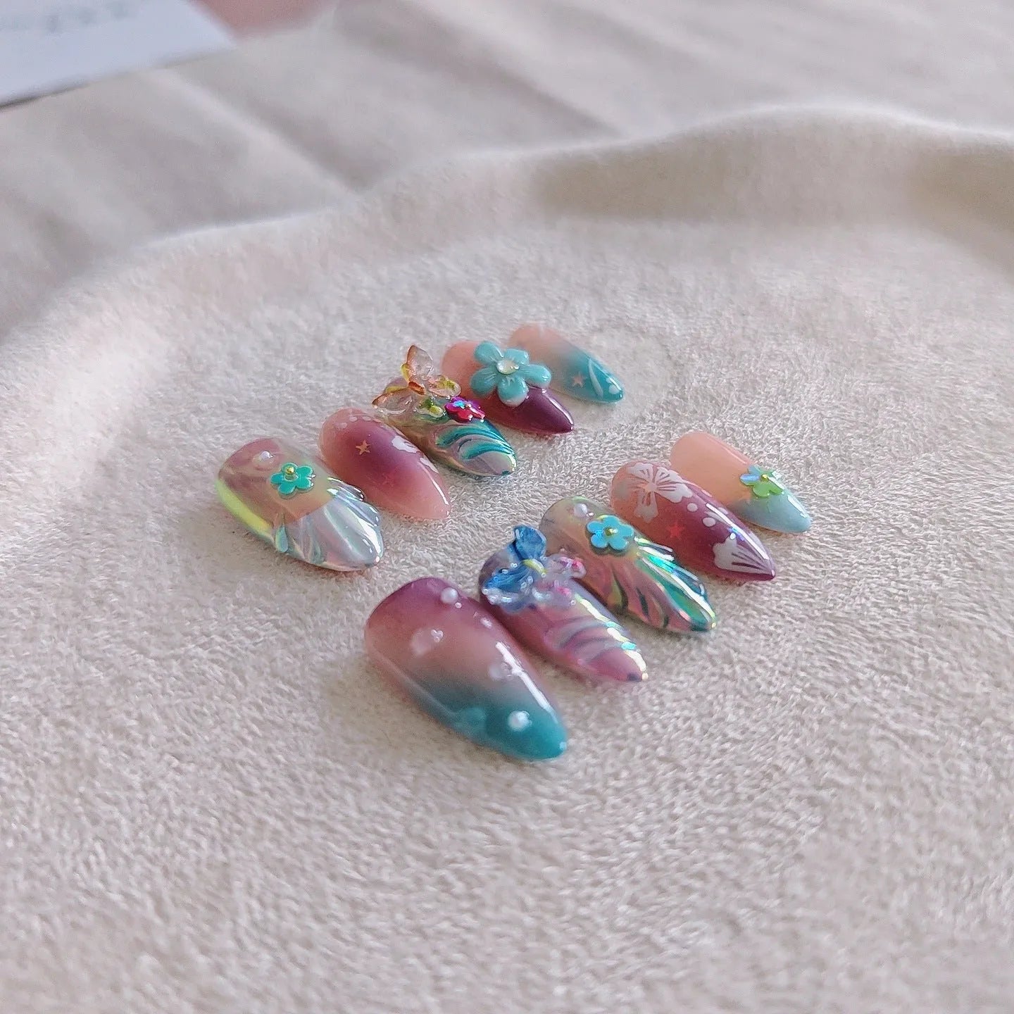Handmade nail art set with small flower and butterfly charms, sculpting gel, in sizes XS S M L