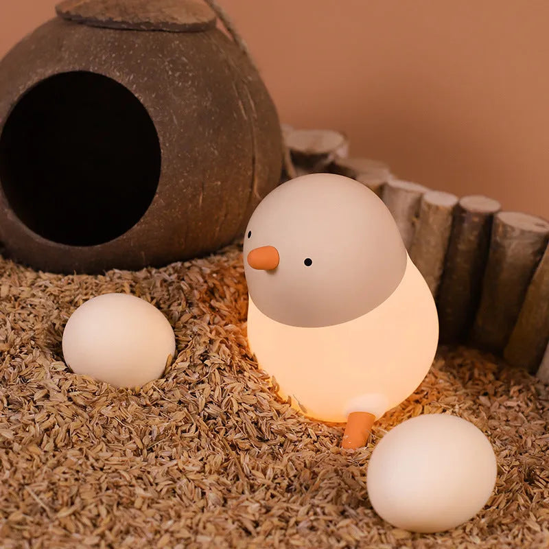Pecking rice chicken night light, 2200K warm yellow, USB rechargeable bedside lamp, 81x84x109.5mm