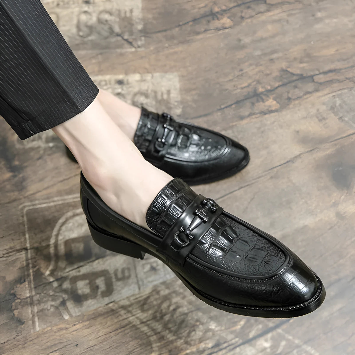 Men's black pointed toe slip-on formal shoes with belt buckle, artificial PU upper, low-top wedding groom's footwear