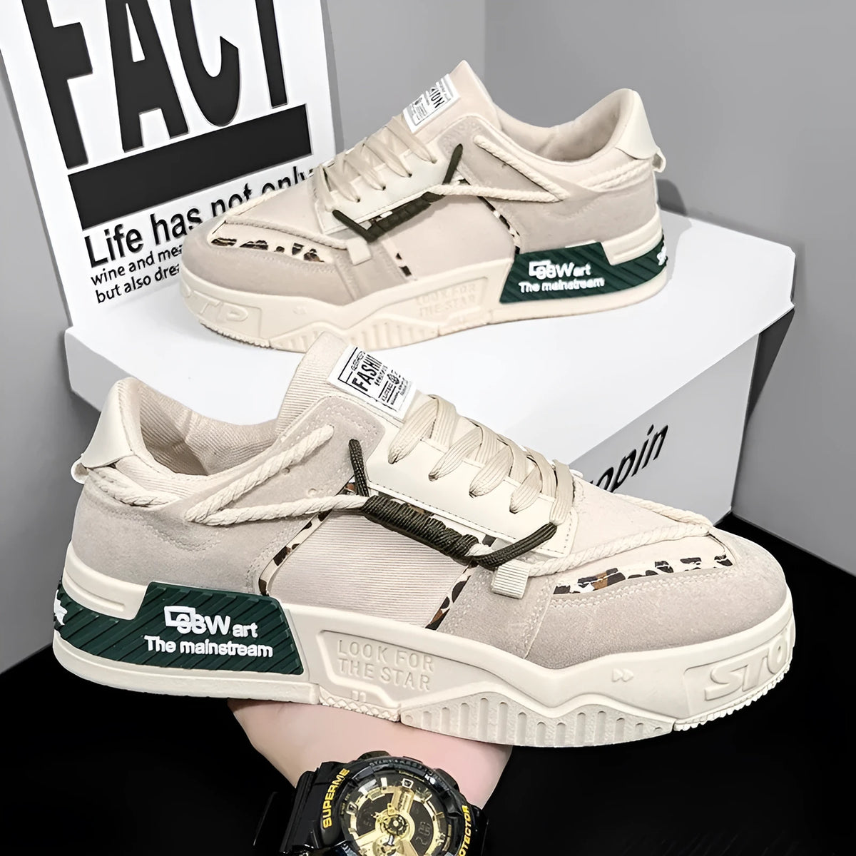Men's thick-soled canvas sneakers with rubber sole, sewn construction and round toe in beige green or white black