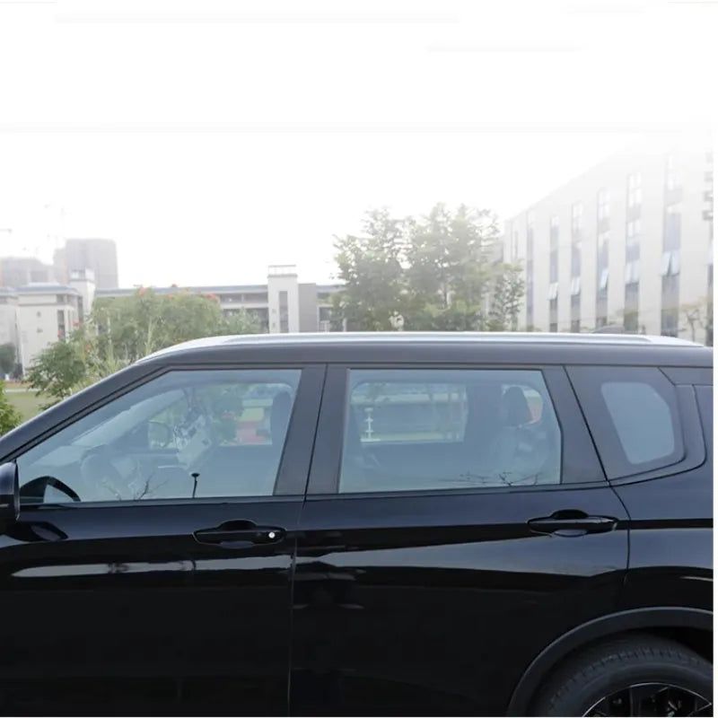 2023 Mitsubishi Outlander window pillar decal films in bright black and carbon fibre pattern options