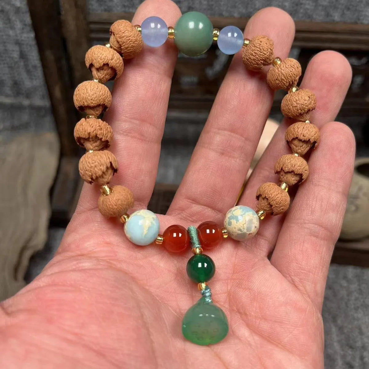 Hand-carved pumpkin lotus beads bracelet in white jade and bodhi root with multiple bead sizes