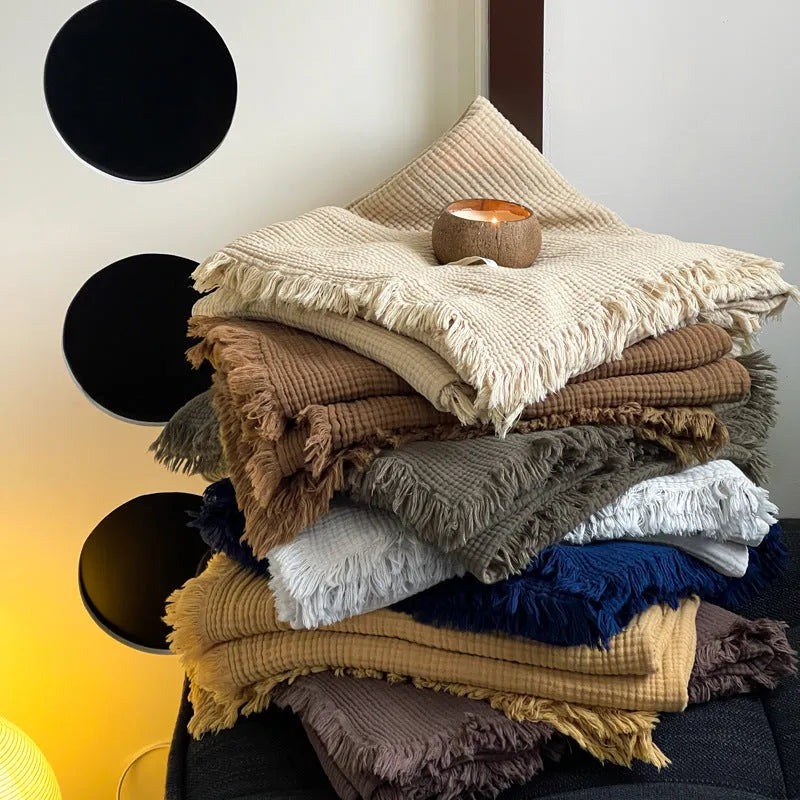 Maillard style four-layer wrinkle yarn tassel blanket in pure cotton chenille, available in multiple colours for sofa or office
