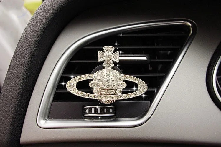Alloy car air vent fragrance clip in a decorative style, measuring 6.3 by 4.5 centimetres.