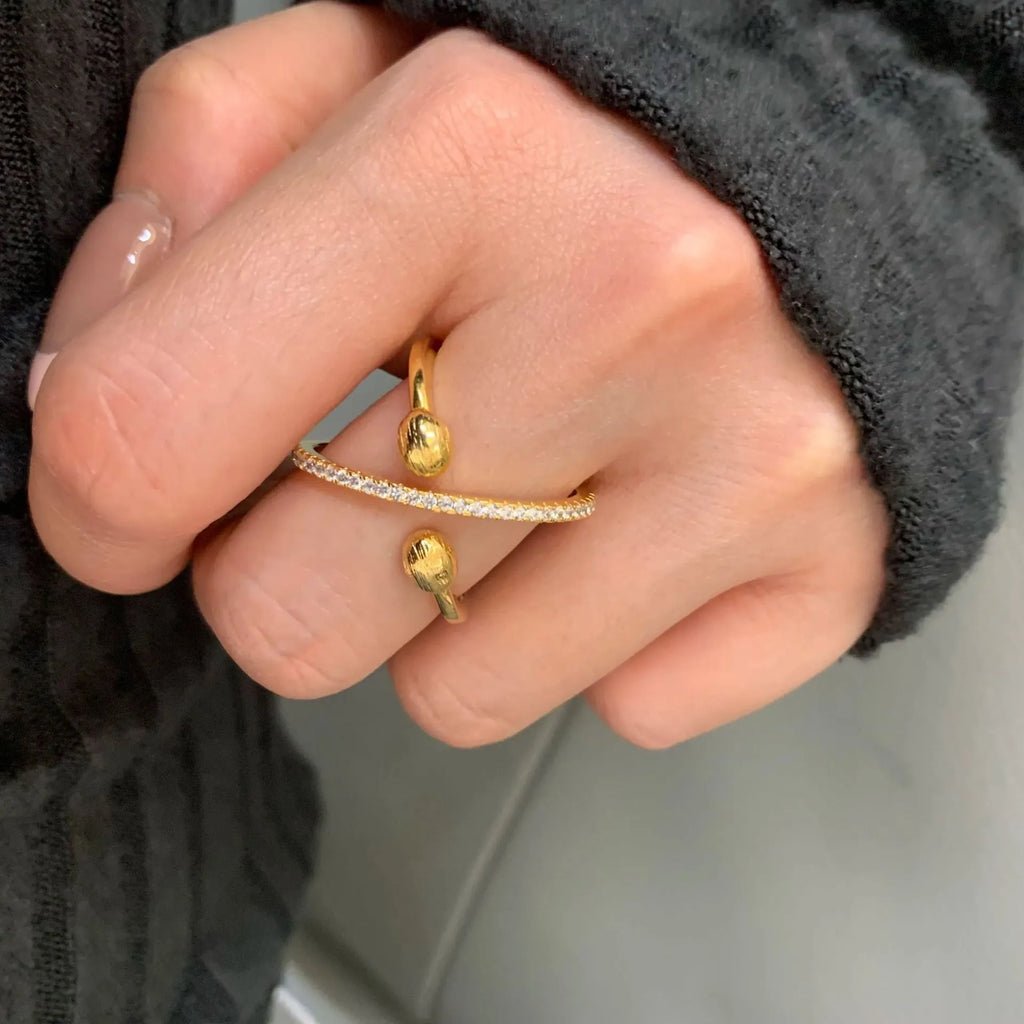 Copper retro brushed planet scarf buckle ring in colour A402 with open mouth design and adjustable opening