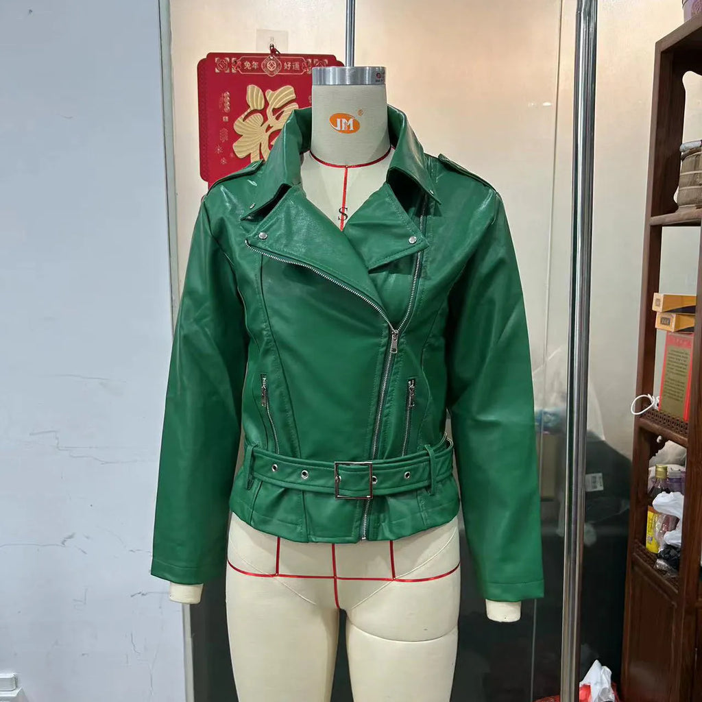 Punk style short leather-look jacket with locomotive lapels and Peter Pan collar in polyester fibre
