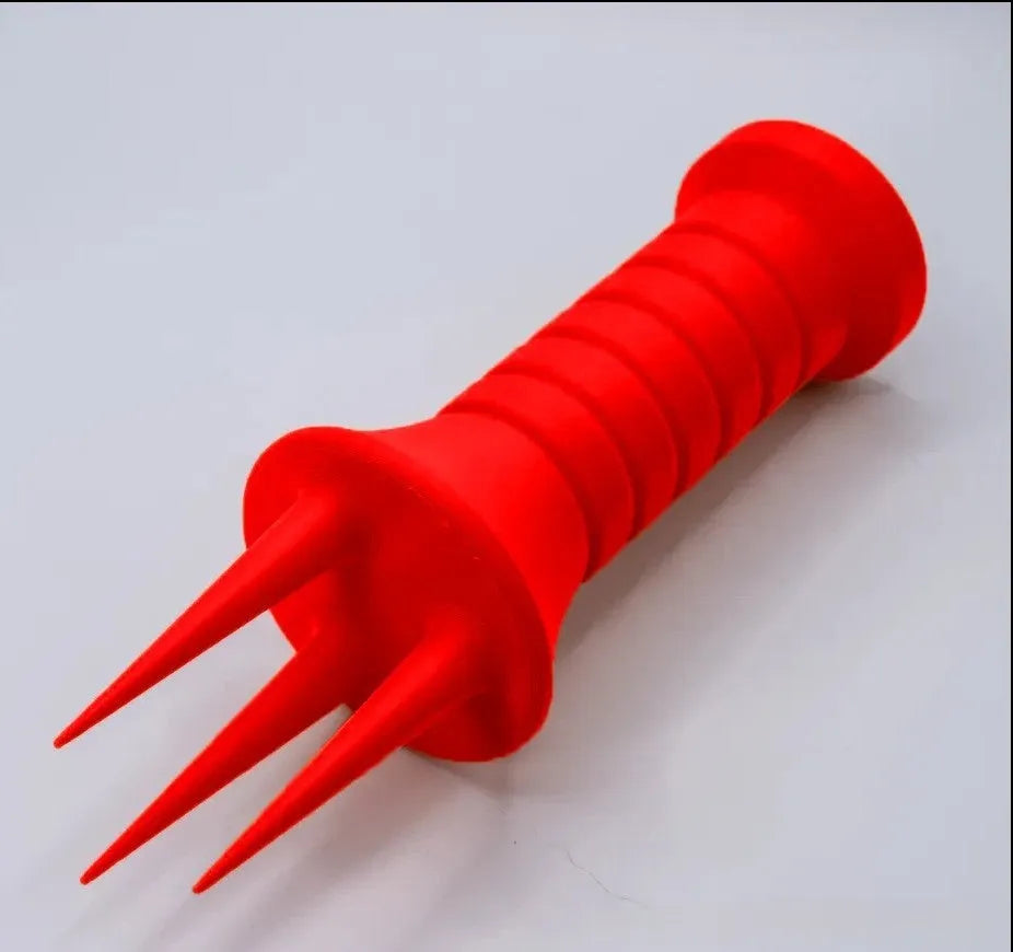 Home gardening plastic soil aerator in two sizes for pot and bed aeration