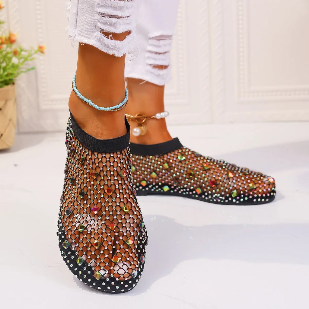 Women's flat mesh sandals with colourful rhinestone decoration on round toe design