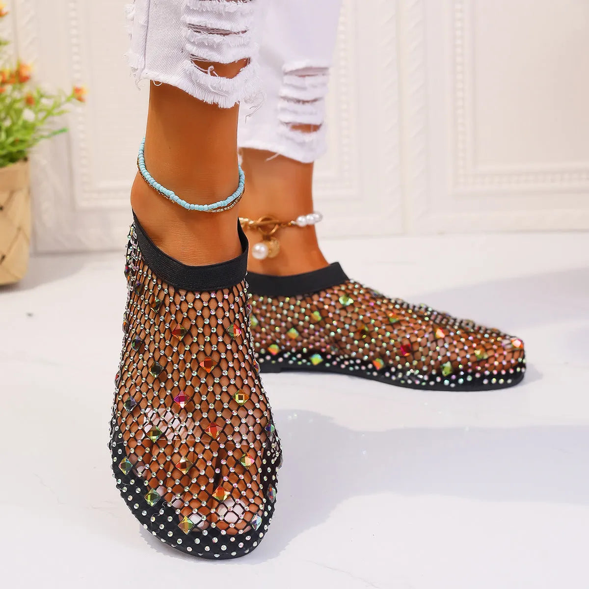 Women's flat mesh sandals with colourful rhinestone decoration on round toe design