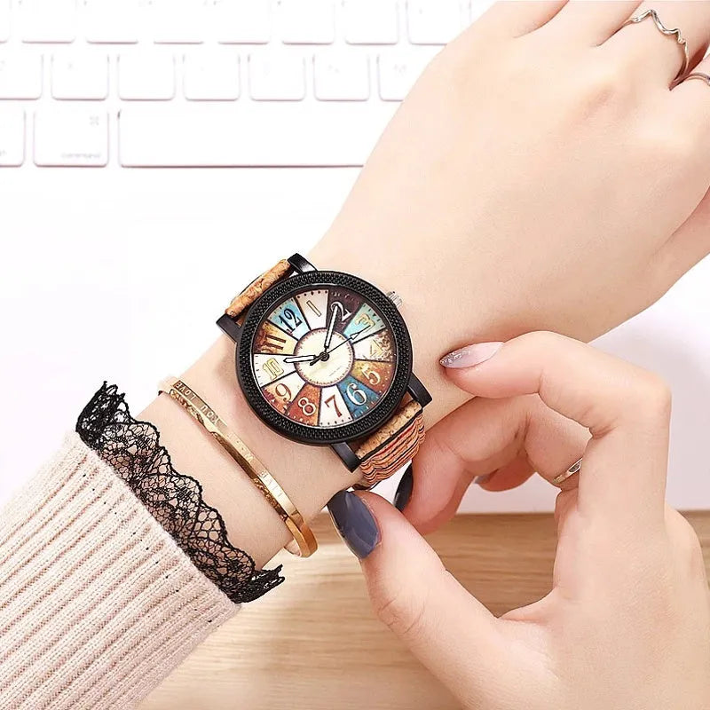 Women's vintage casual leather strap quartz watch with 37mm round dial