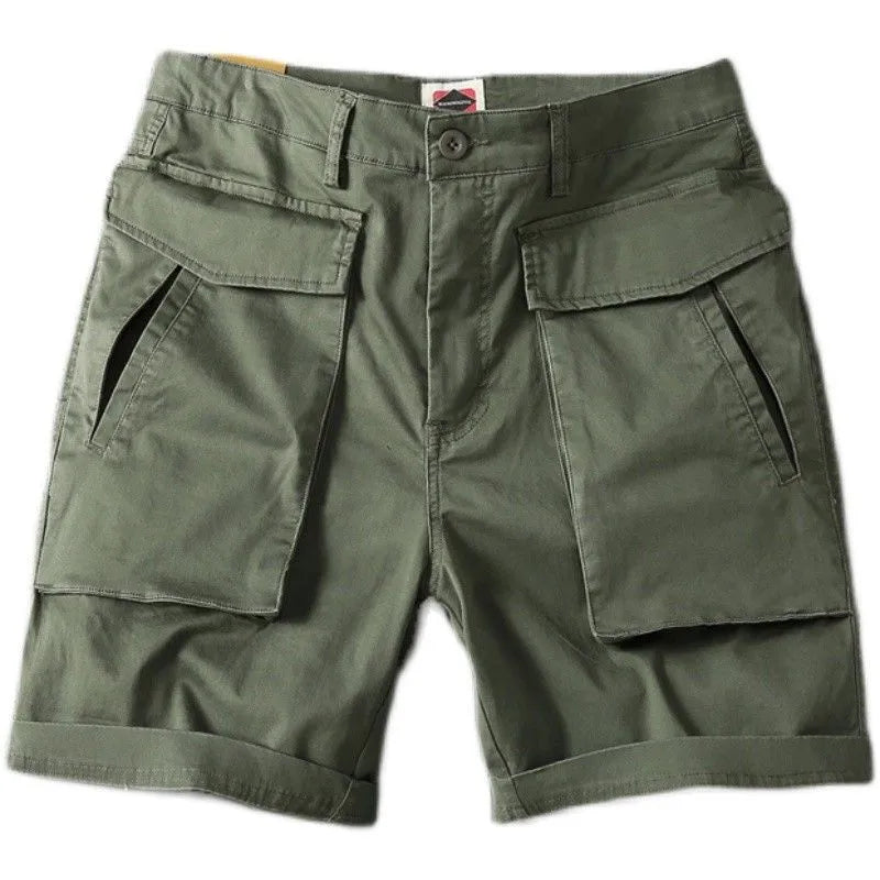 Men's straight-leg cotton cargo shorts with multiple pockets in khaki colour.