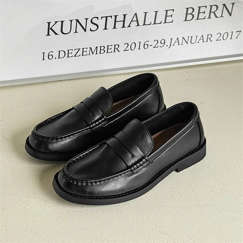 Microfiber slip-on casual shoes in retro business style showing black, beige, apricot and brown colour options