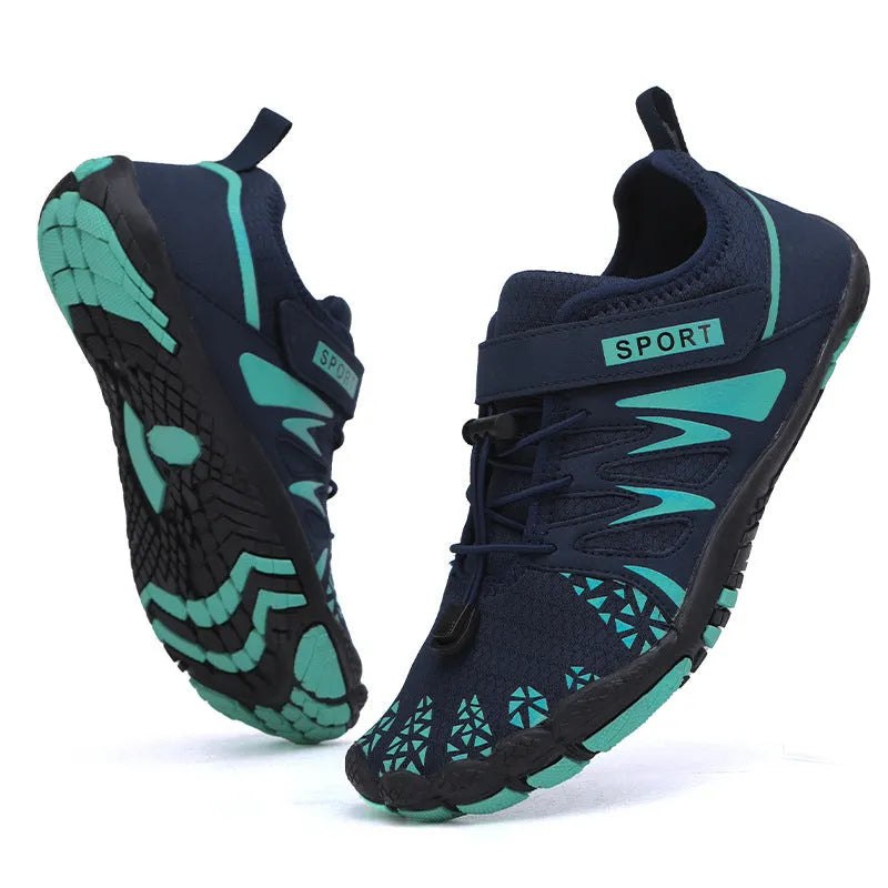 Breathable quick-drying outdoor trainers with mesh upper and non-slip rubber sole, low-top lace-up, sizes 38-47