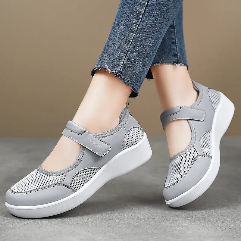 Women's low-top casual shoes in mesh with velcro strap, shown in multiple colour options