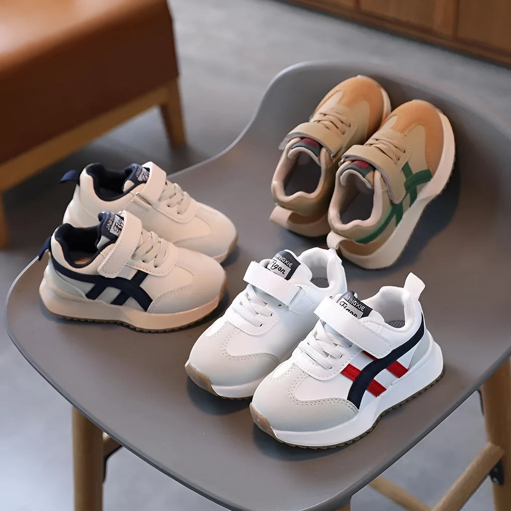 Children's white Velcro sneakers with synthetic leather upper and rubber sole