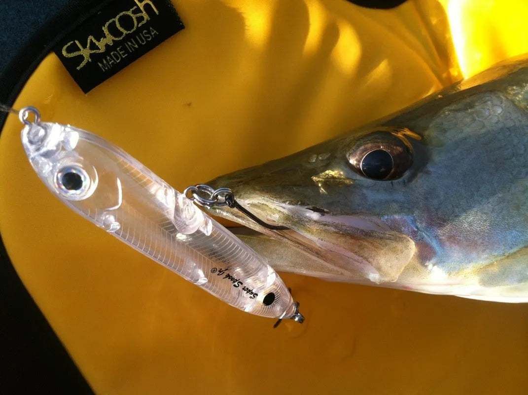 Transparent plastic DIY blank fishing lure body measuring 9.5cm long with a 7mm eye socket.