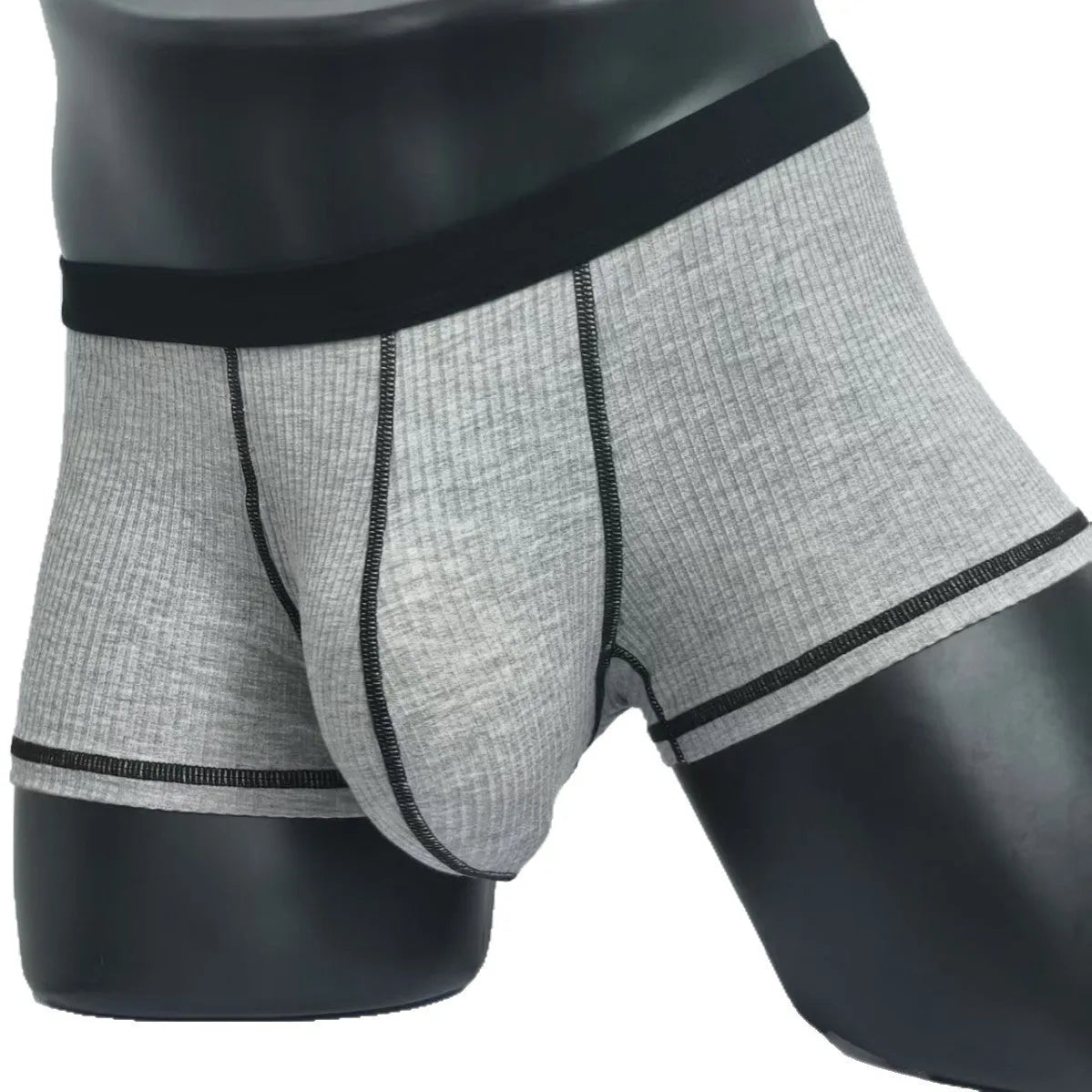 Men's solid colour breathable boxer shorts on a size chart showing weight ranges for L, XL, 2XL, and 3XL.
