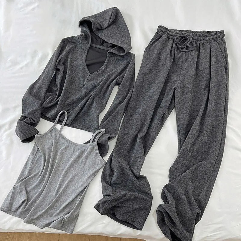 Womens Korean style casual sports suit in gray with princess sleeves, including top shorts and vest