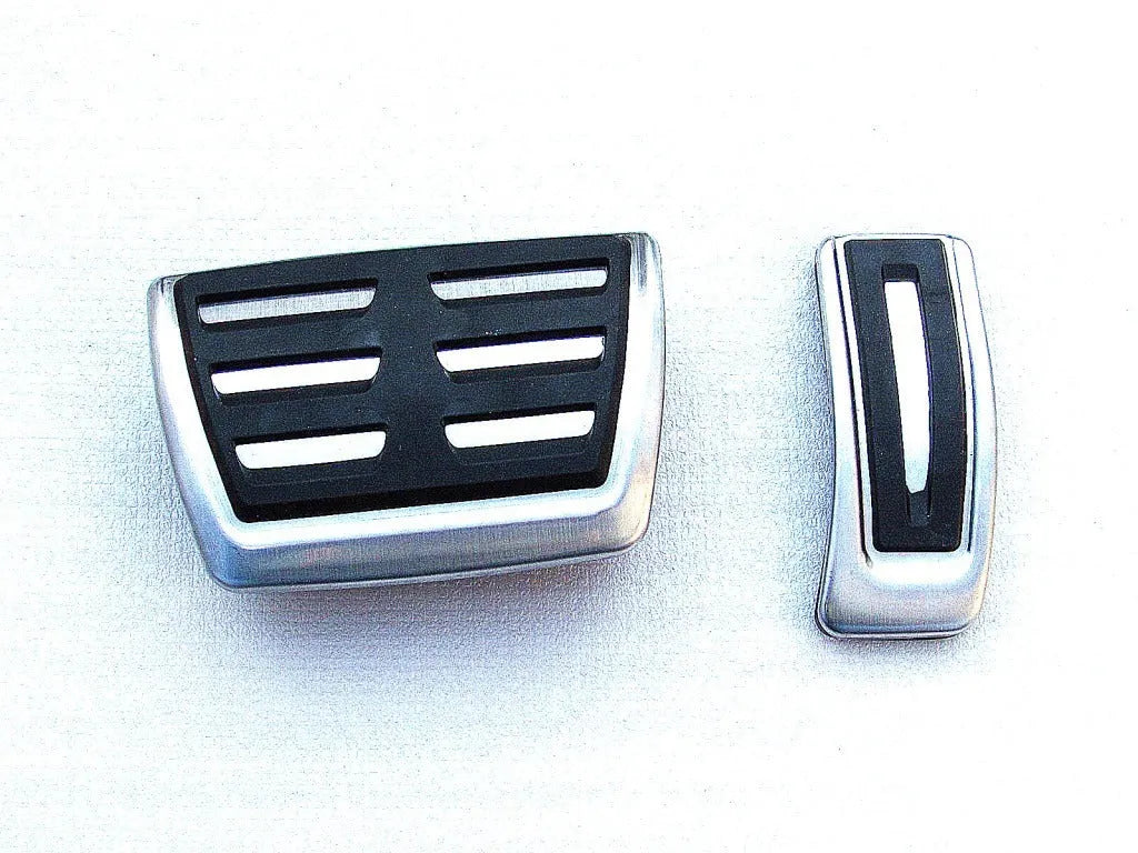 Black stainless steel brake and accelerator pedal cover for Porsche Macan, showing punch-free design.