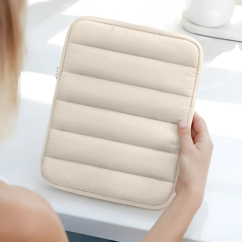 Elasticated laptop sleeve for 9.7-11 inch devices with waterproof lining in black colour