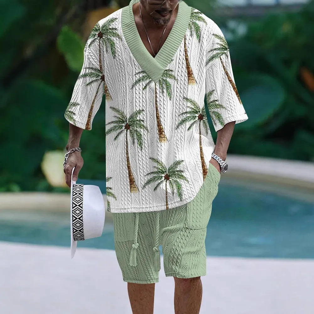 Loose casual short sleeve suit with matching shorts in polyester fabric