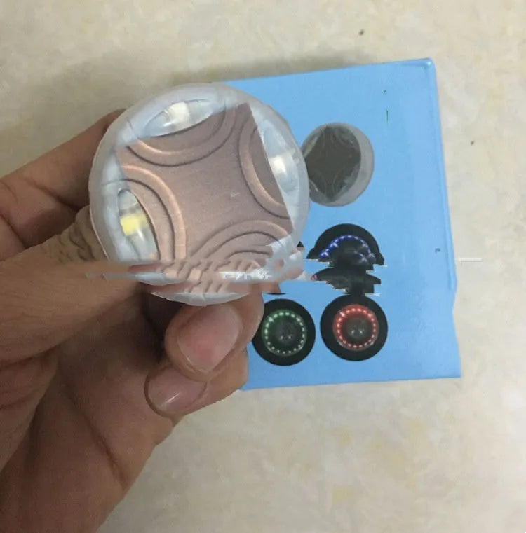 Solar valve light for car bicycle motorcycle 12V 0.4A 40x32mm universal fit