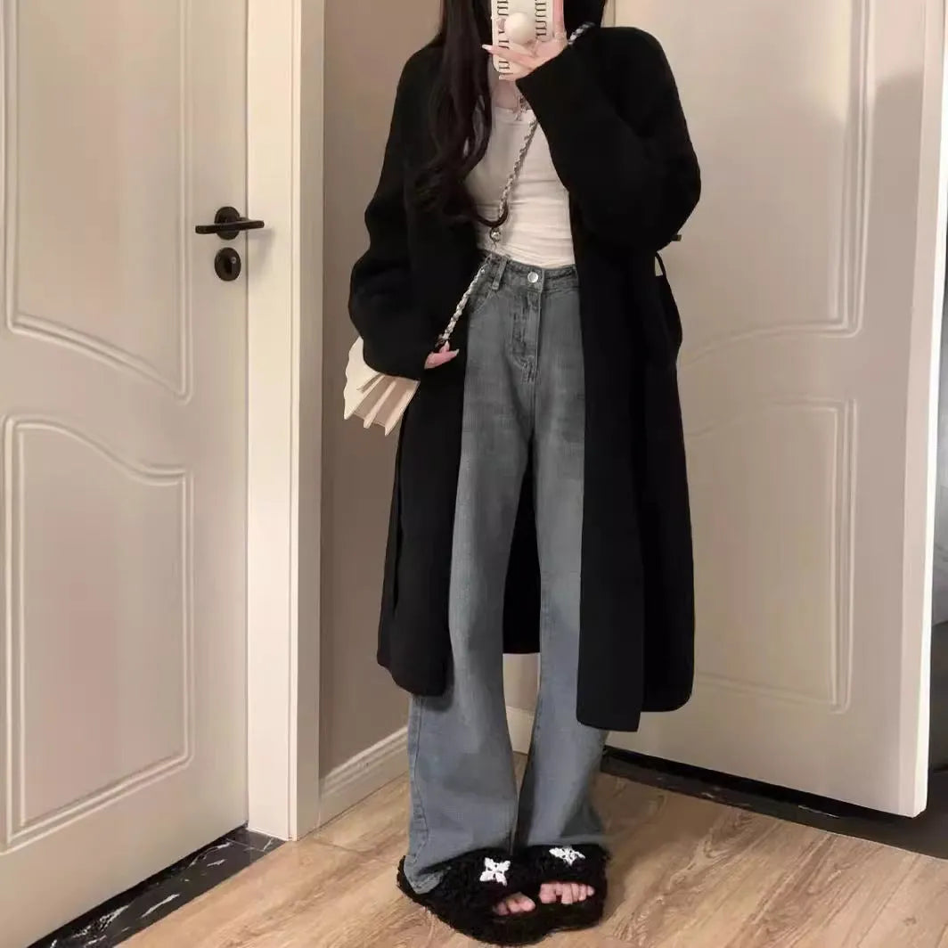 Women's 65cm knitted cardigan with V-neck and long sleeves in polyester fabric