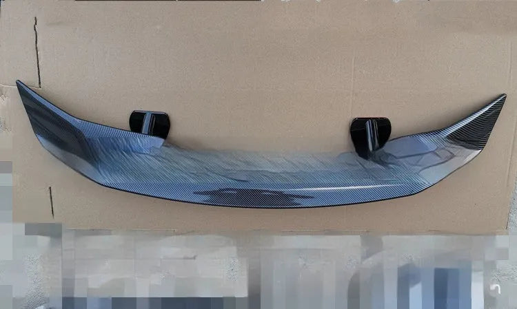 Universal punch-free car spoiler tail wing accessory in ABS plastic for vehicle modification