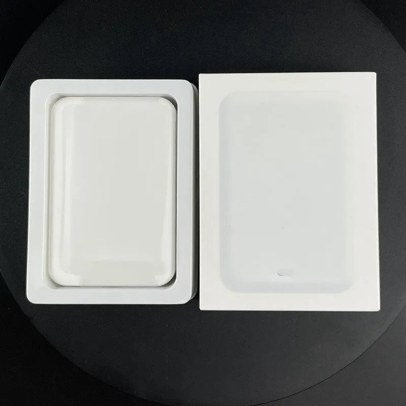 White magnetic wireless charger power bank with 5000mAh capacity and compact dimensions