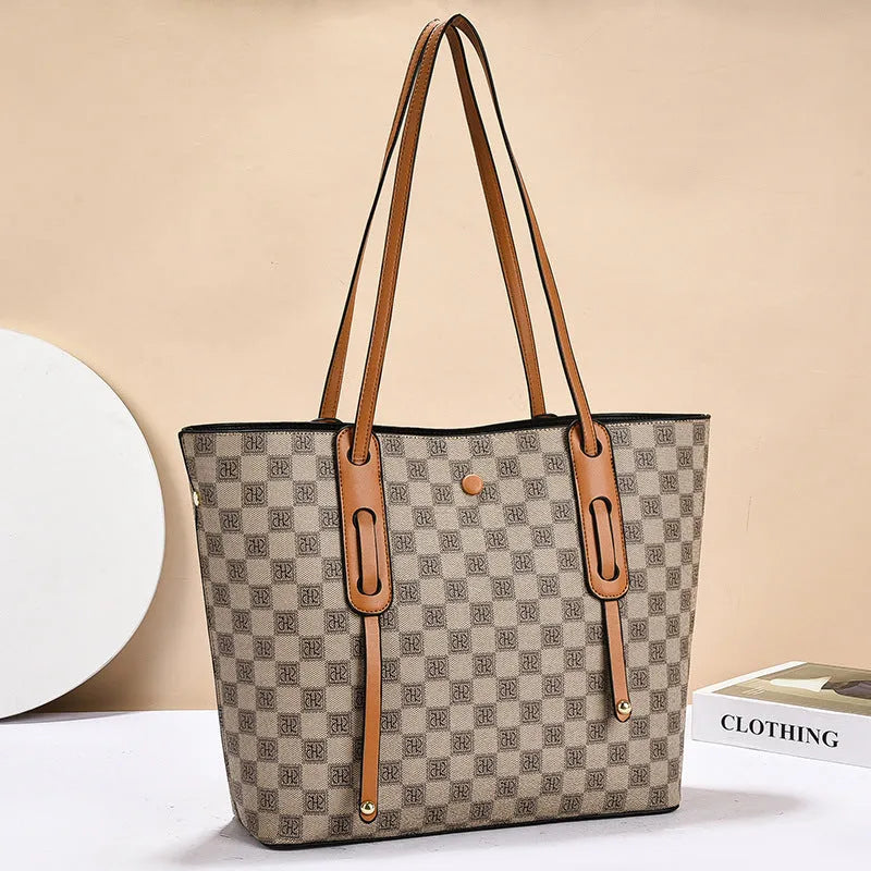 Women's large-capacity PU shoulder messenger bag in horizontal square shape with sandwich pocket, chessboard colour options