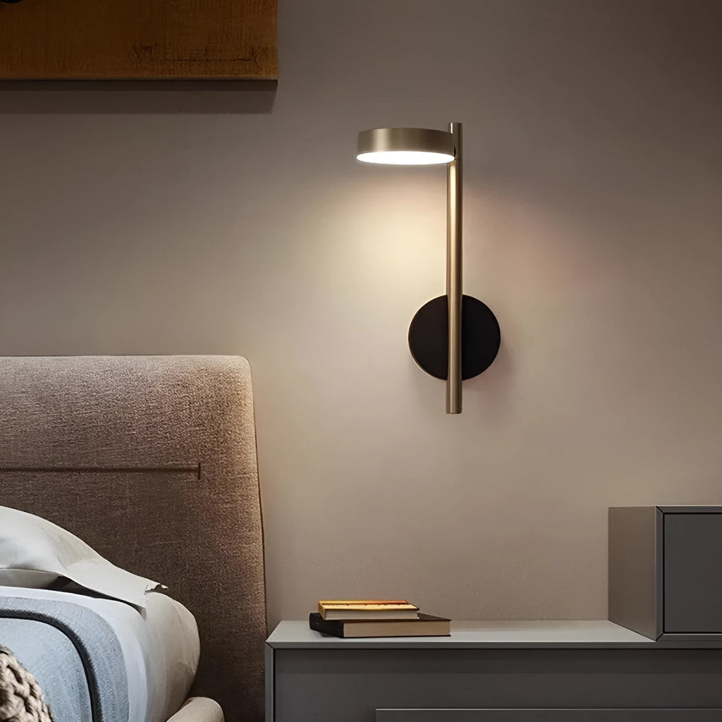 Rotatable swivel head wall lamp in black and gold, 220V, for corridor and bedside use