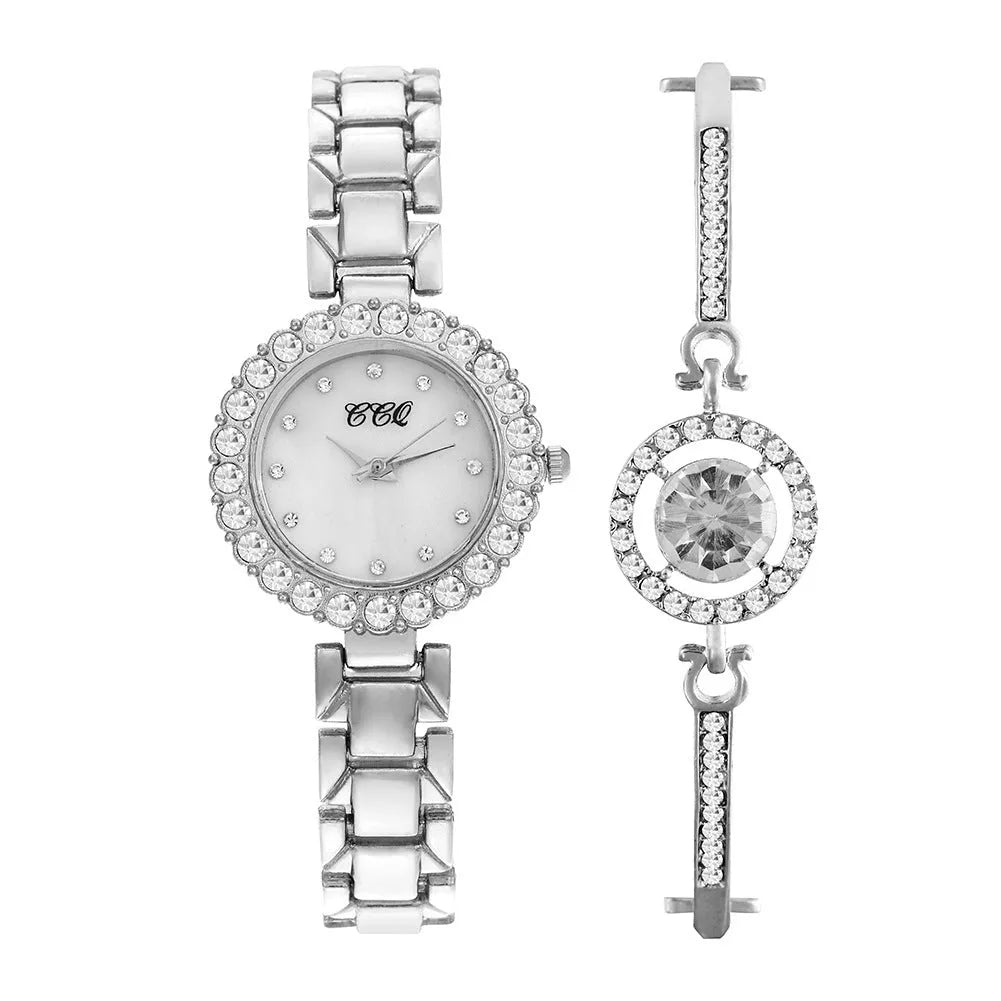 Women's fashion watch set with 3cm round dial, stainless steel strap, and gold or silver finish
