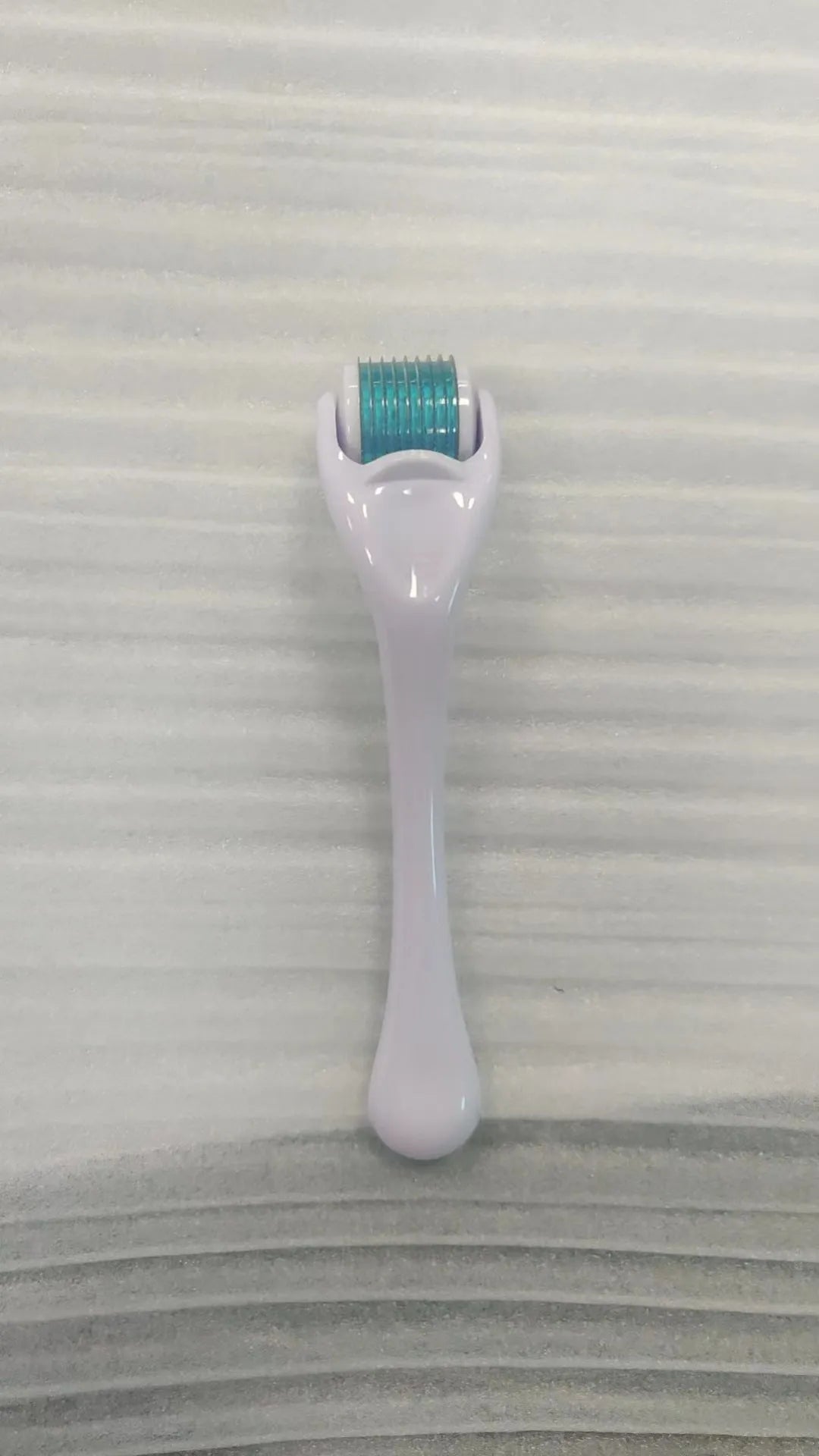 540 micro needle roller with PC construction in various colour combinations showing handle and wheel options