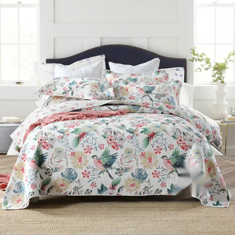 Pure cotton bedspread three-piece set with geometric pattern, showing bedcover and pillowcases.